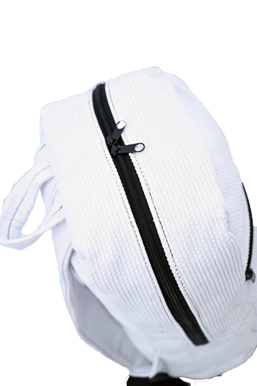 Mochila Girls In The Guard Branca
