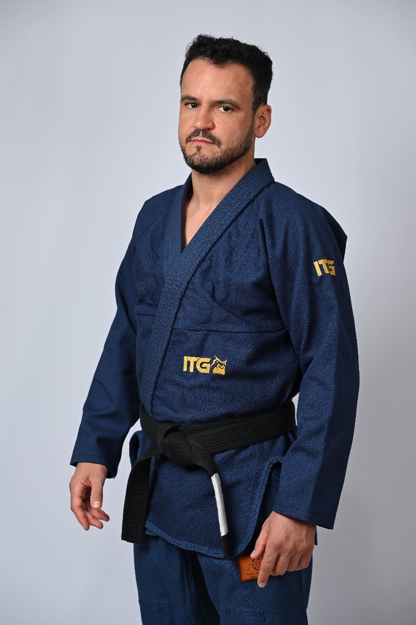 Kimono In The Guard Pro Marinho
