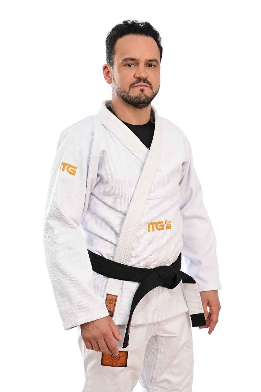 Kimono In The Guard Gold Pro Branco
